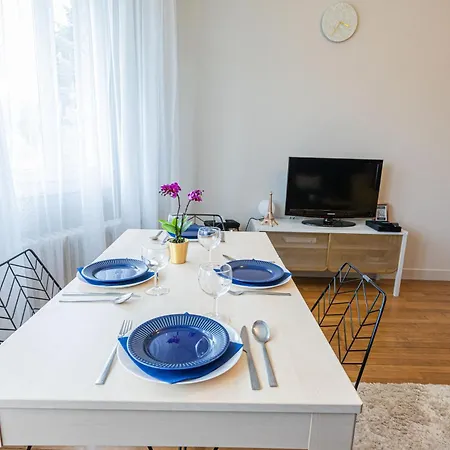 ✪✪✪ La Petille Paris-villa De Standing-jardin-calme-orly ✪✪✪